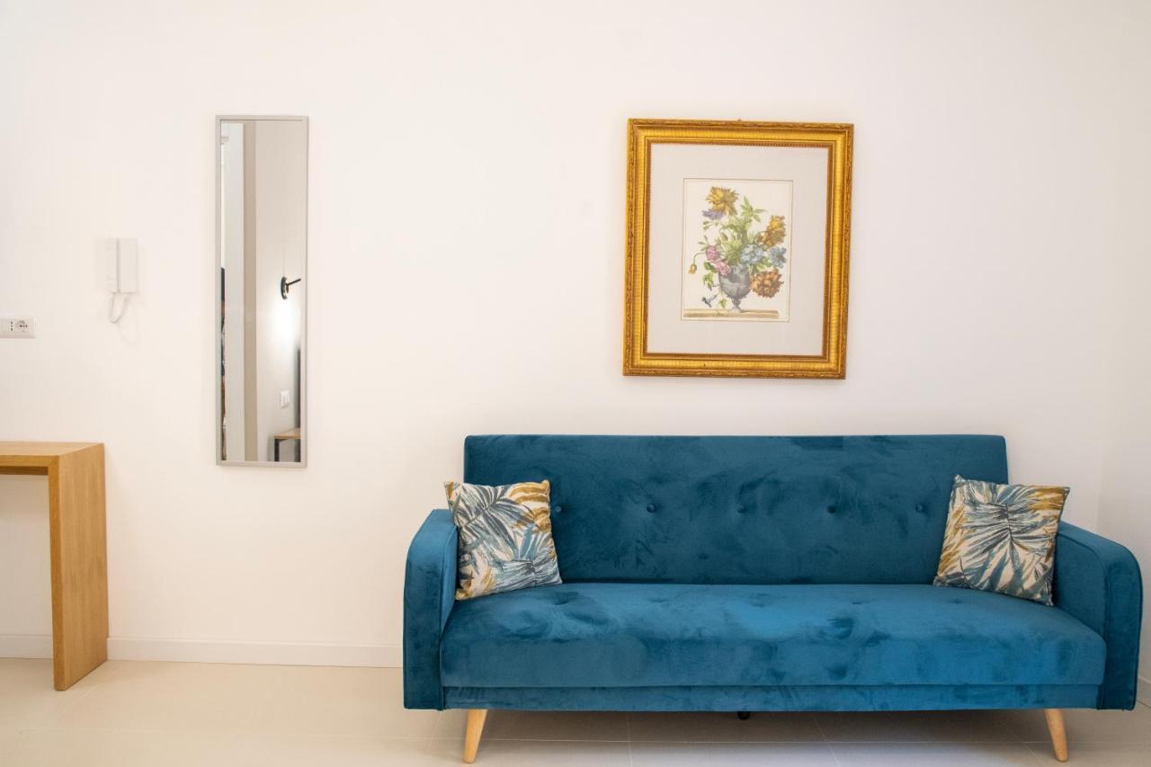 Castalia Apartments & Rooms Duomo タオルミーナ エクステリア 写真