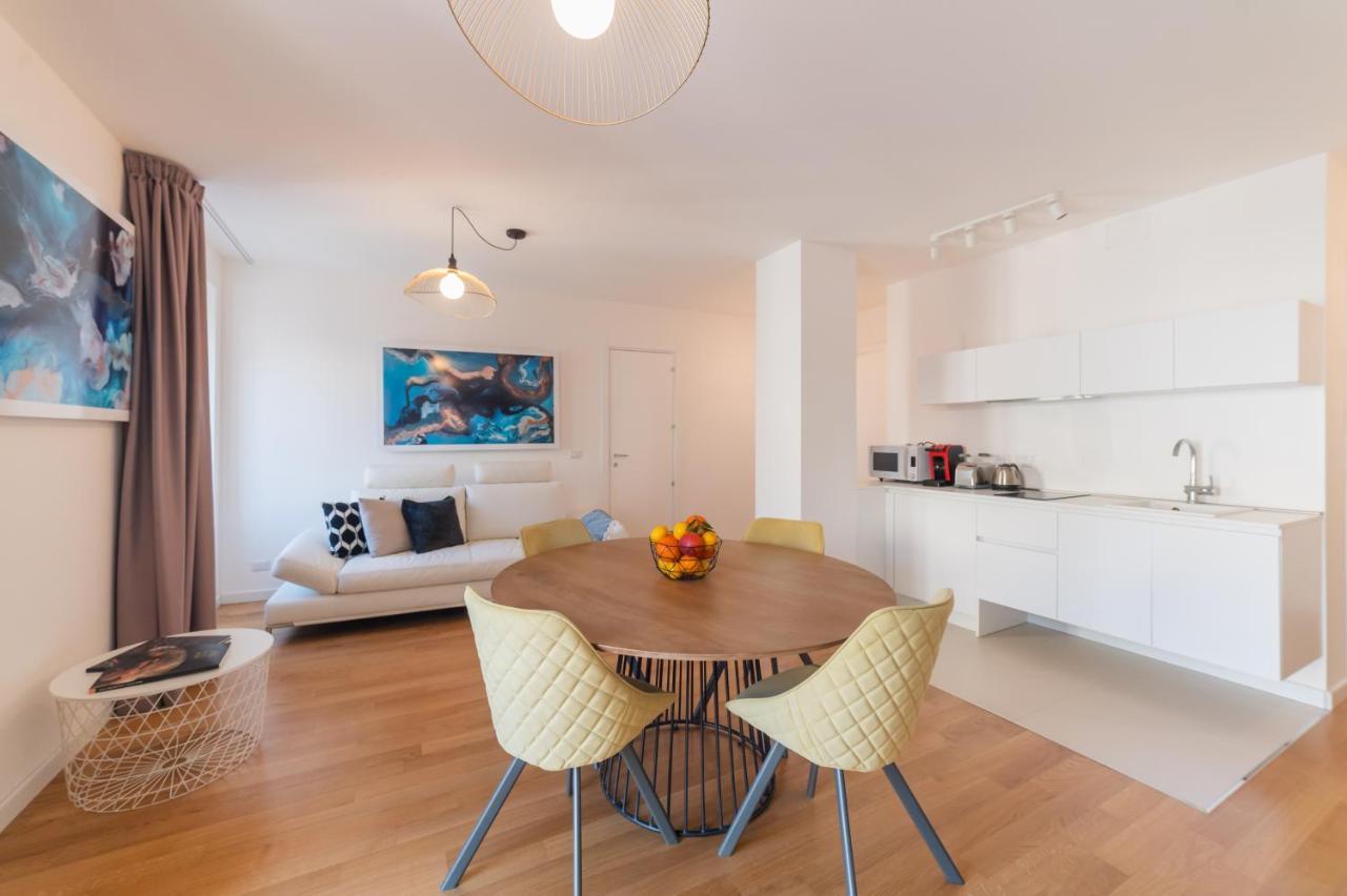 Castalia Apartments & Rooms Duomo タオルミーナ エクステリア 写真