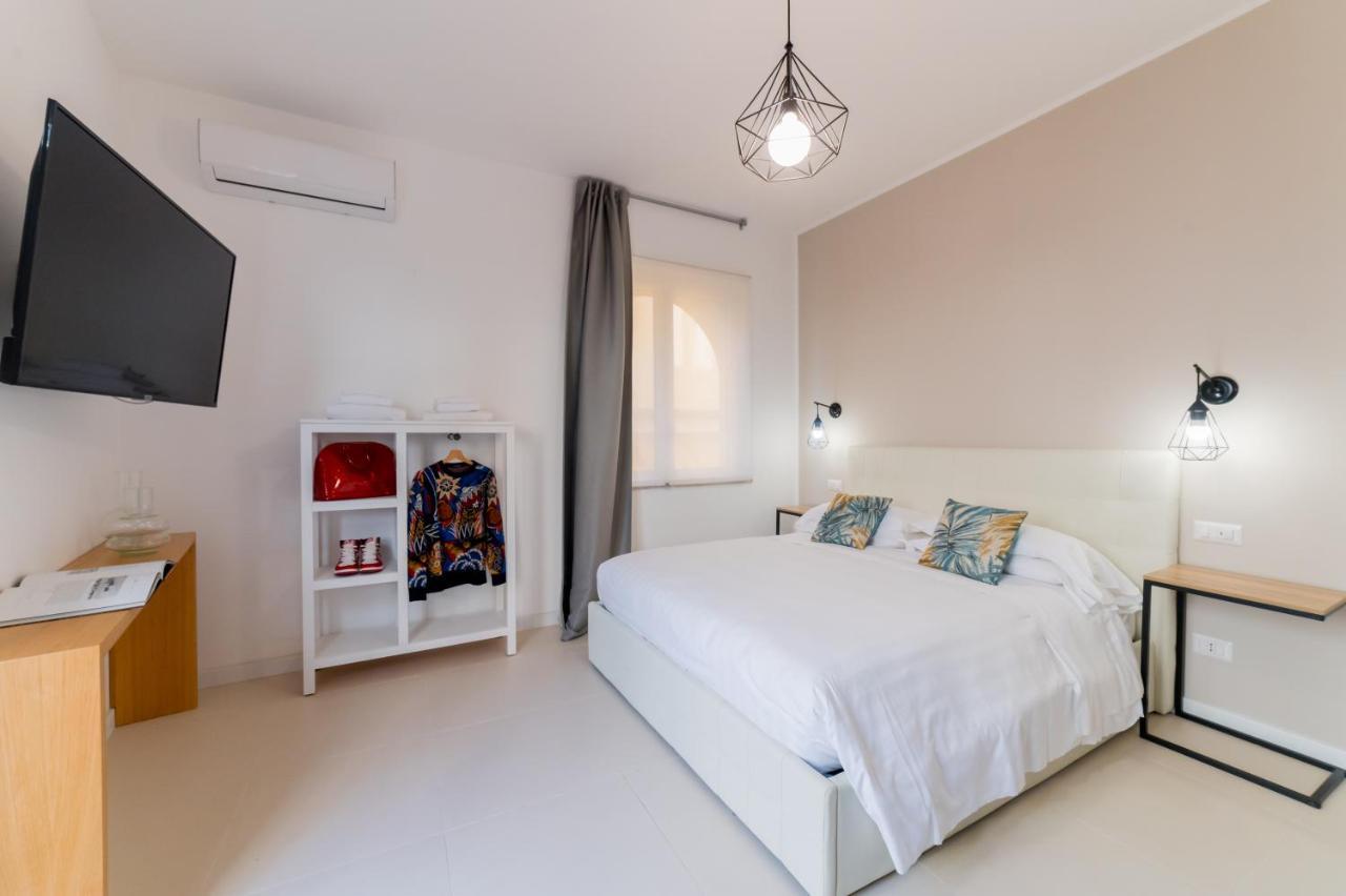 Castalia Apartments & Rooms Duomo タオルミーナ エクステリア 写真