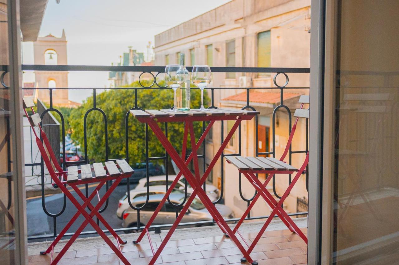 Castalia Apartments & Rooms Duomo タオルミーナ エクステリア 写真